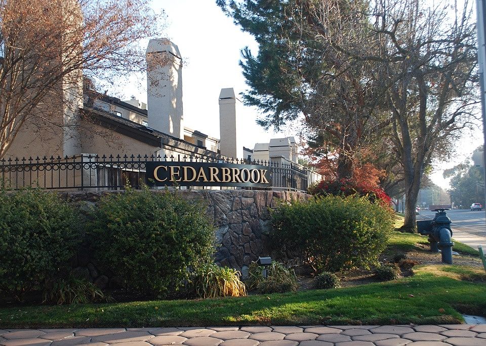 1st image of 1104 Cedar Creek Dr Unit 3