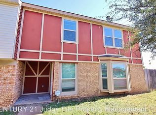 2245 Madrid Ct, Dalworthington Gardens, TX 76013