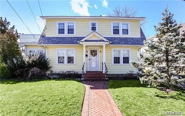 1st image of 204 S Hewlett Avenue