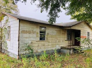 1651 W Walston St, Oakwood, TX 75855