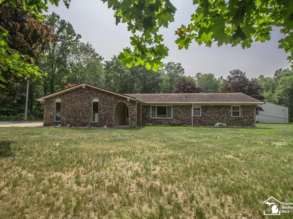 5400 Teal Rd, Petersburg, MI 49270