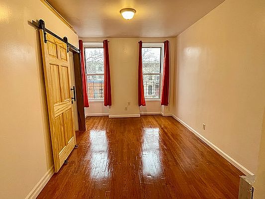 1st image of 446 Willoughby Ave APT 2