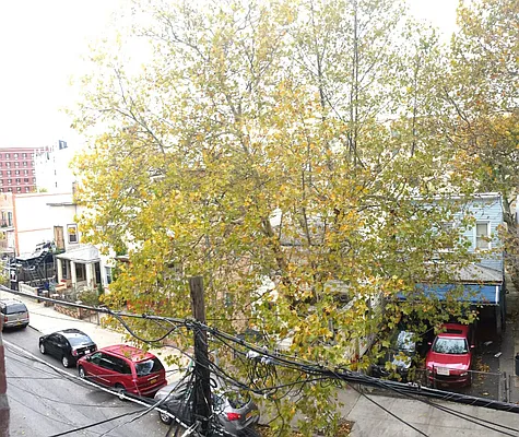 Rented by Mendy Realty Inc | media 12