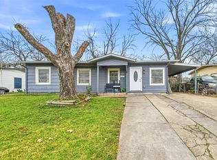 1818 Reever St, Arlington, TX 76010