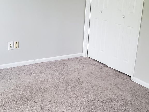 2nd image of 209 Beech St APT 9