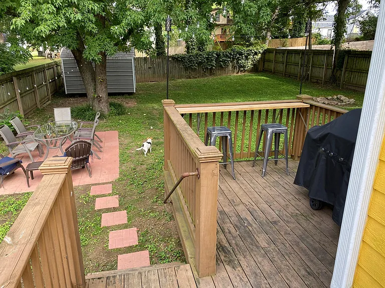 413 Myrtle St — Photo 37