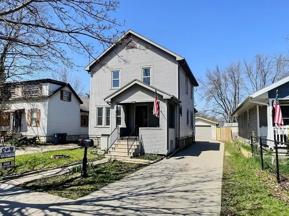 355 4th St, Fond Du Lac, WI 54935