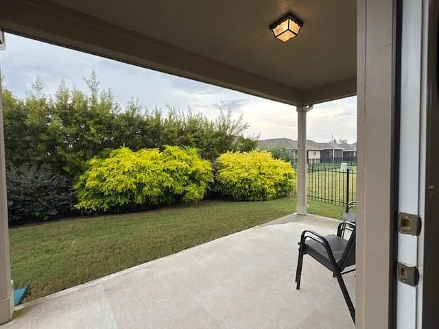 3218 Chimney Swift Ln — Photo 17