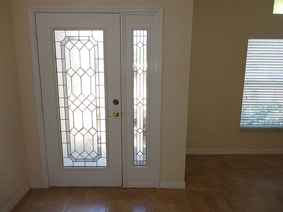 2nd image of 1220 Willow Branch Dr
