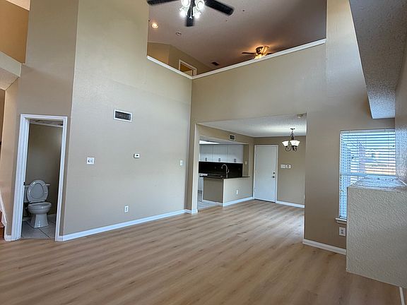 5th image of 705 Cimarron Trl