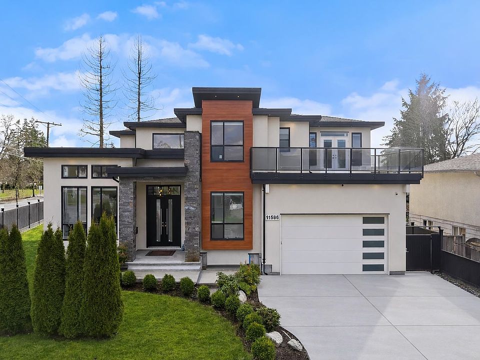 1st image of 11586 84b Ave