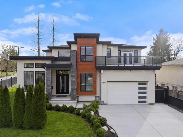 11586 84b Ave, Delta, BC V4C 2T6