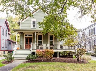 234 Home Ave, Oak Park, IL 60302