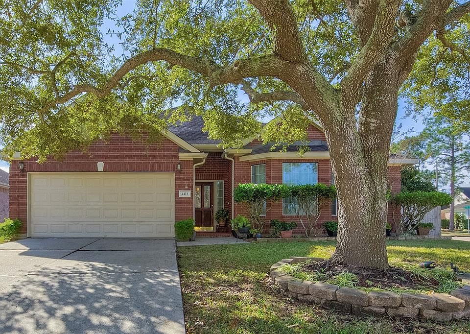 1st image of 4423 Chestnut Grv