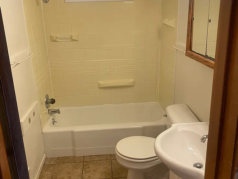 727 Stadium Dr #1 — Photo 6