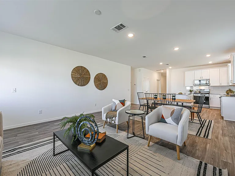 3075 Clydesdale Dr — Photo 8