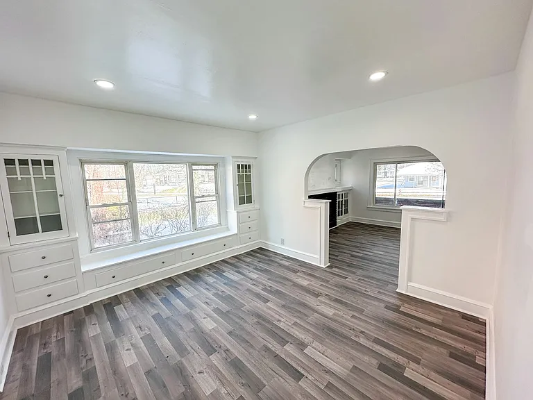 4582 Turney Rd #B — Photo 9