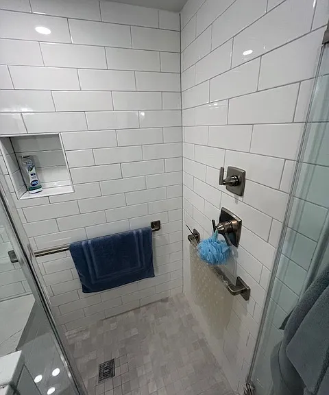1646 Newton St NW #B — Photo 15