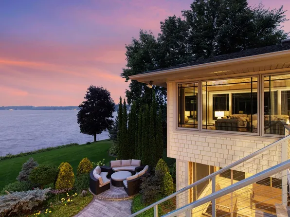 17870 Breezy Point Rd, Wayzata, MN 55391