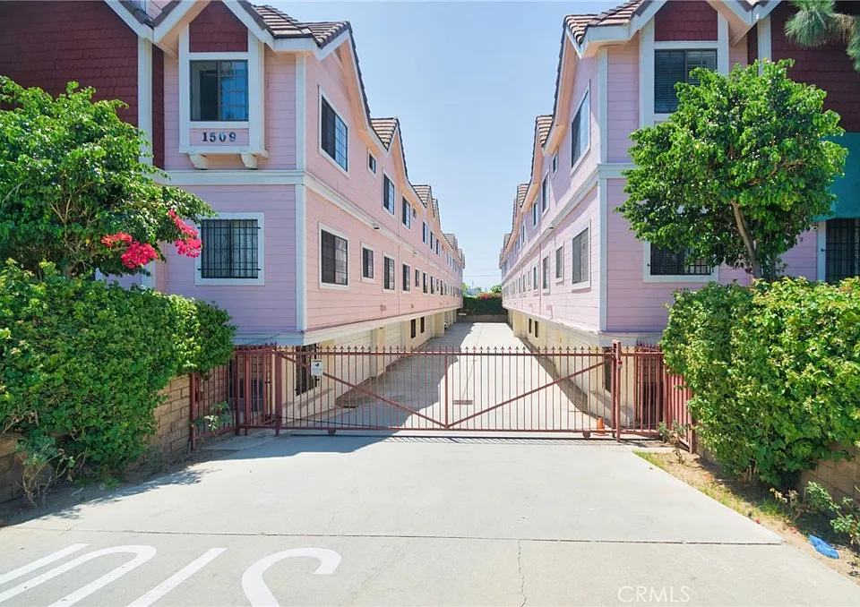 1505 S Atlantic Blvd #C