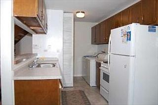 4th image of 421 Sidney Ave Unit C
