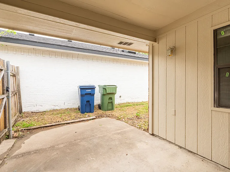 5417 Knollridge Dr — Photo 19