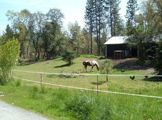 1421 SW Denton Trl, Grants Pass, OR 97527