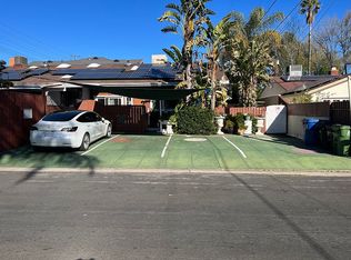 5402 Fallbrook Ave, Woodland Hills, CA 91367