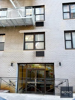 Rented by Bond New York | media 28