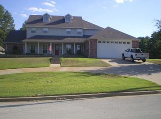 311 Robinwood Dr, Whitehouse, TX 75791