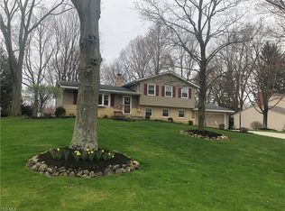 306 Willow Green Trl, Akron, OH 44321