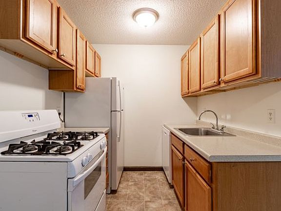 2nd image of 2122 Grand Ave S APT 303