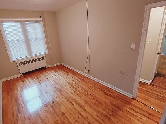 5th image of 2147 E 17th St #C9