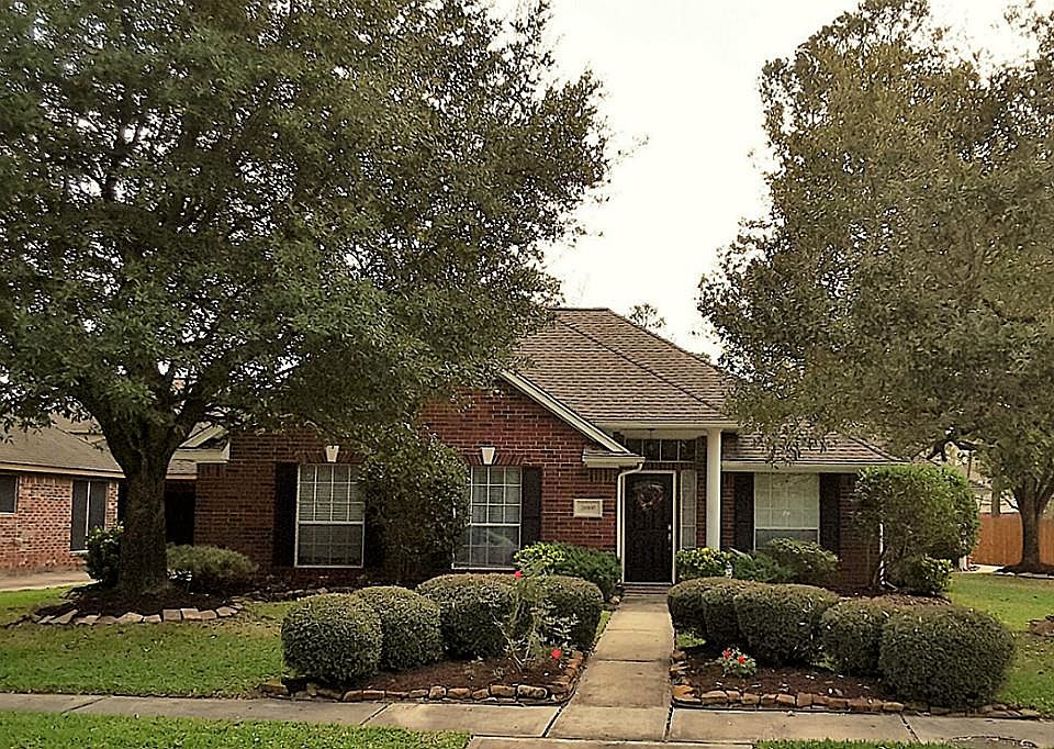 1st image of 26900 Palace Pines Dr