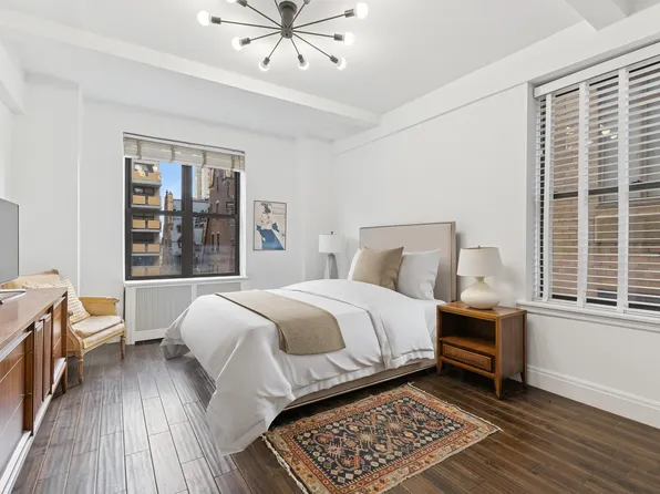 12 West 72nd Street image 4 of 6