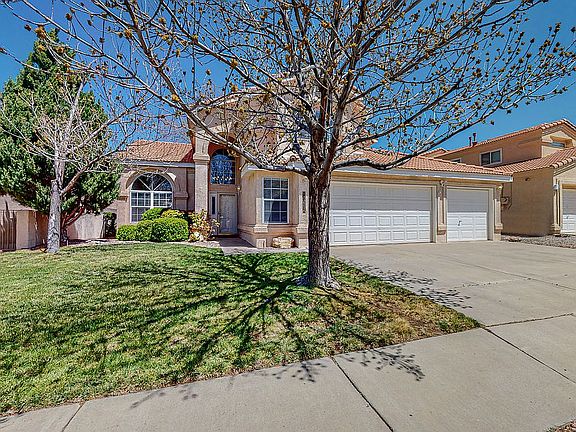 3rd image of 11605 Kings Canyon Dr