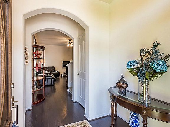 4th image of 8909 Clovermist Dr