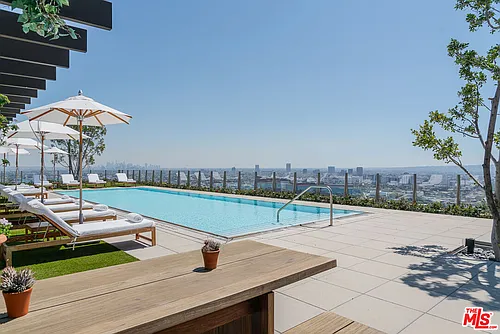 9040 W Sunset Blvd #1001 Photo 1