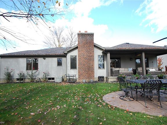 2nd image of 607 Silver Meadow Ln