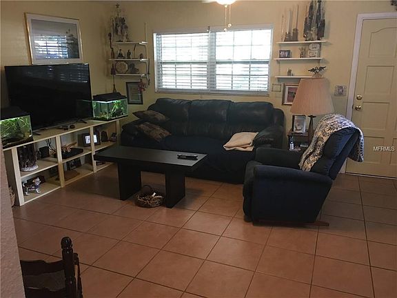 4th image of 7247 33rd St N
