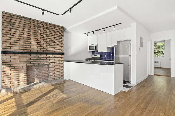 Rented by Compass | media 8