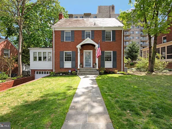 111 S Brook Ln, Bethesda, MD 20814