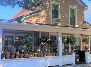 32 E State St APT 2, Athens, OH 45701