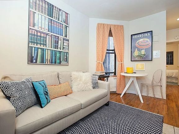 3rd image of 144 Sullivan St APT 4