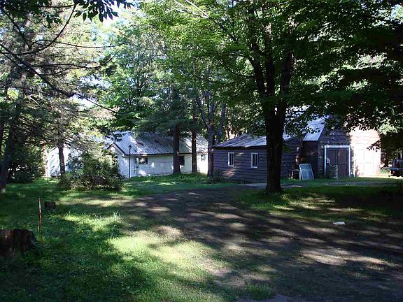 2nd image of 57 Sugarbush Ln