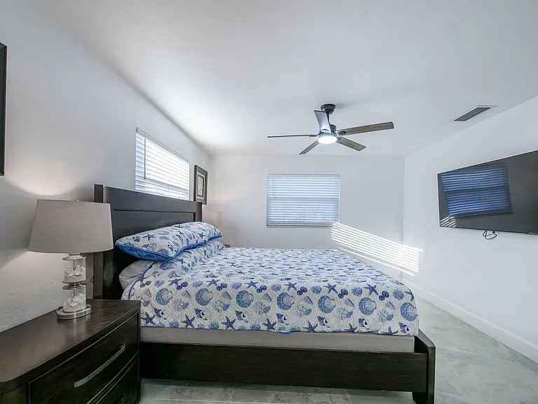 149 Crescent Dr — Photo 33