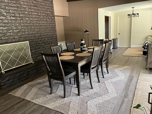 3rd image of 5992 Windemere Way