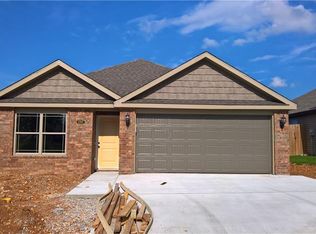 1707 S K St, Rogers, AR 72756