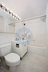 Rented by Space Marketing Shop