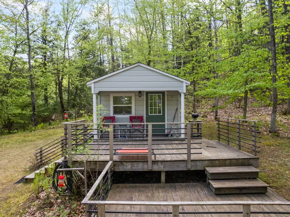 23 Woodland Road, Winthrop, ME 04364